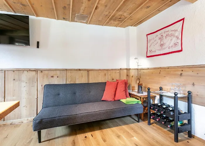 Zur Alten Schmiede Apartment