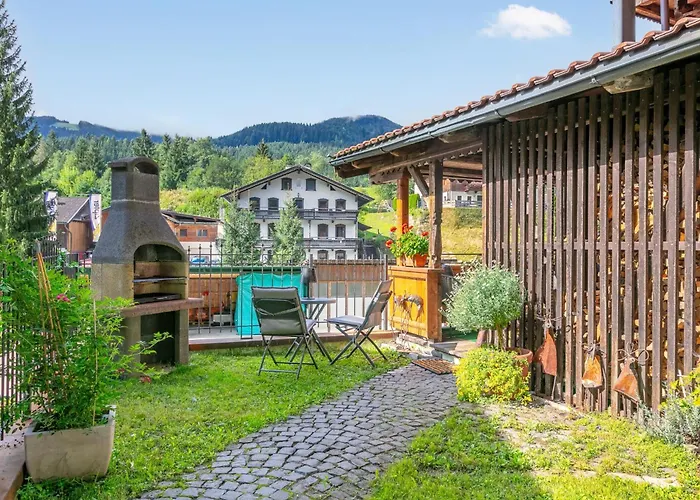 Zur Alten Schmiede Apartment