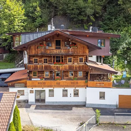 Zur Alten Schmiede * Wildschoenau